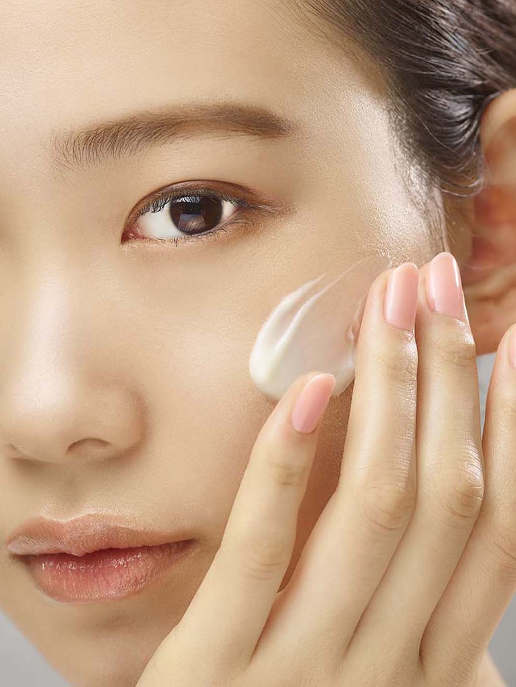 Decorte Aq Meliority Intensive Regenerating Day Cream